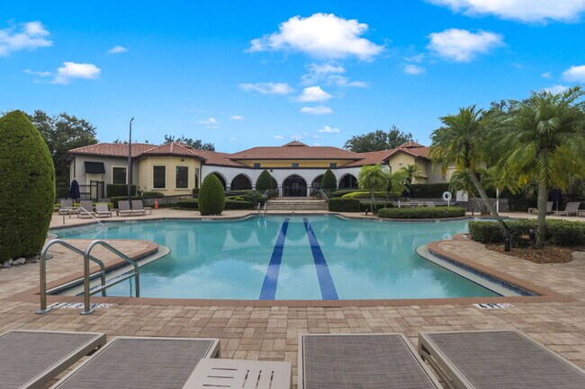 Building Photo - Your Spacious Lake Mary Home Awaits | 4BR, 3.5BA & Resort Amenities