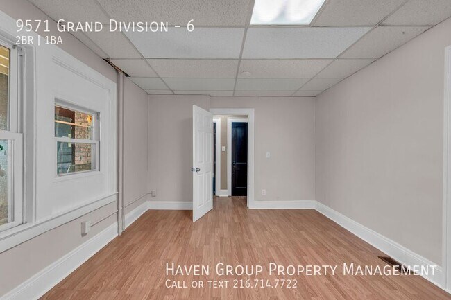 Building Photo - 9571 Grand Division Ave
