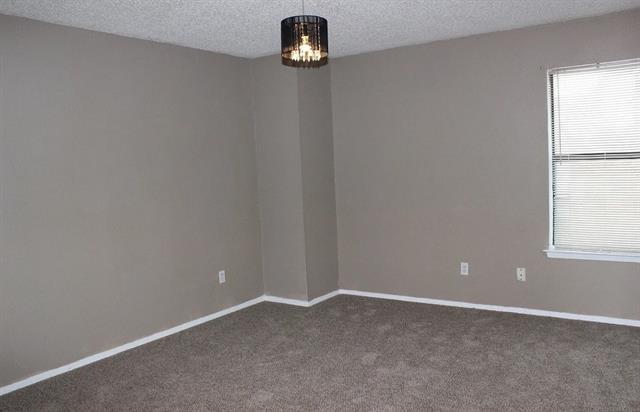 Building Photo - 219 Shrum Ct