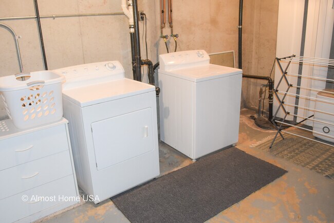 Washer & Dryer - 1028 Coppens Rd