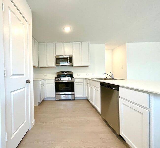 Building Photo - **APPLICATION RECEIVED***MOVE IN SPECIAL* New Construction 4-Bedroom With Upstairs Loft, Fenced Y...