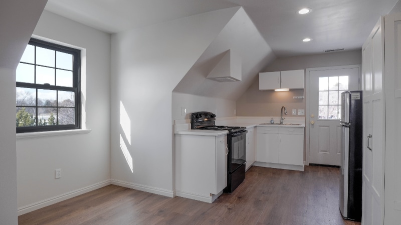 Building Photo - 835 E 575 N St