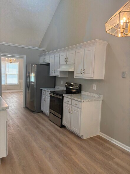 Building Photo - 2700 Fort Daniels Dr