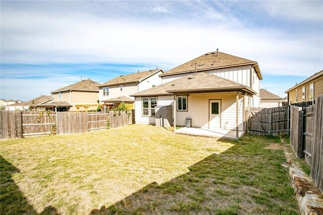 Building Photo - 253 Beechnut Dr
