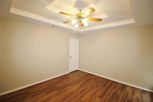 Building Photo - 2018 Garden Crest Ln