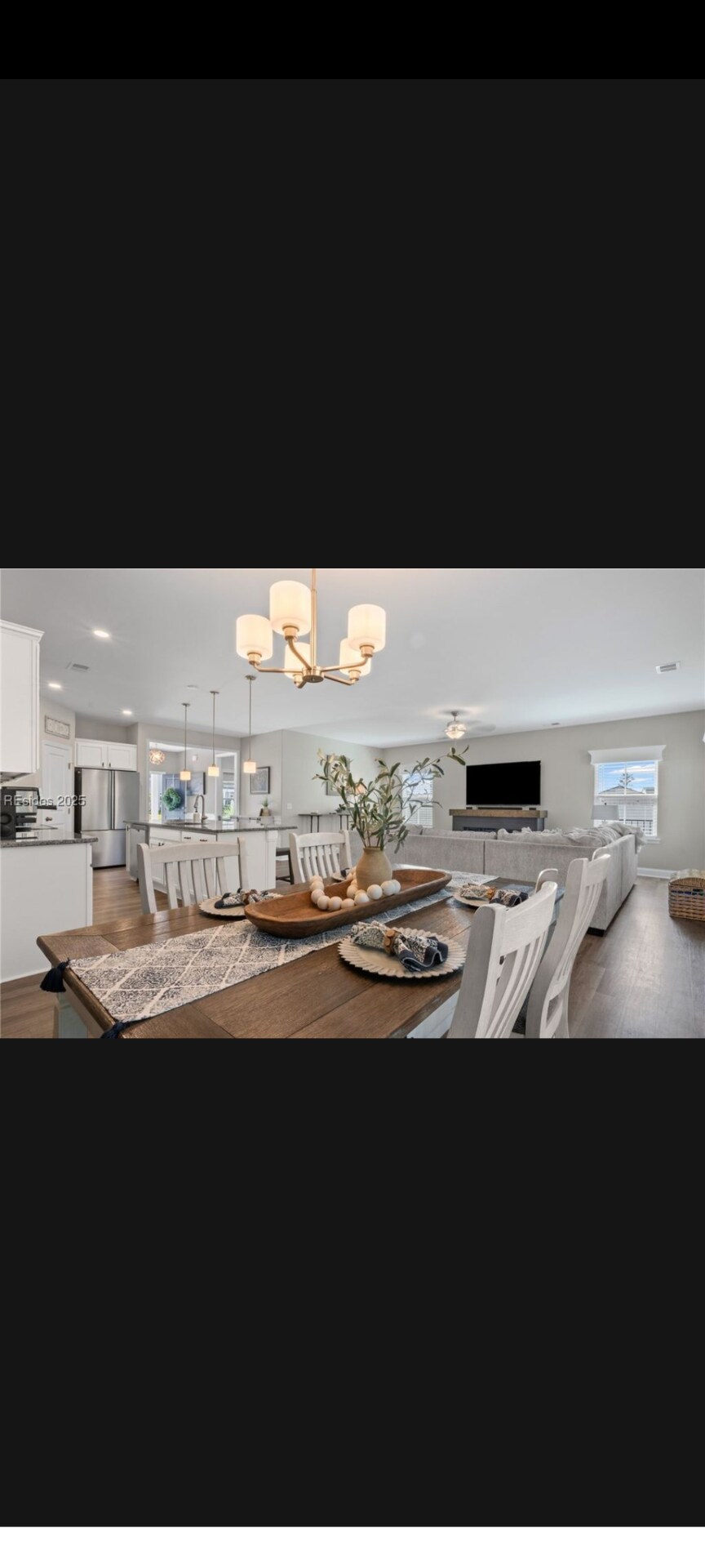 Building Photo - 1649 Hearthstone Dr