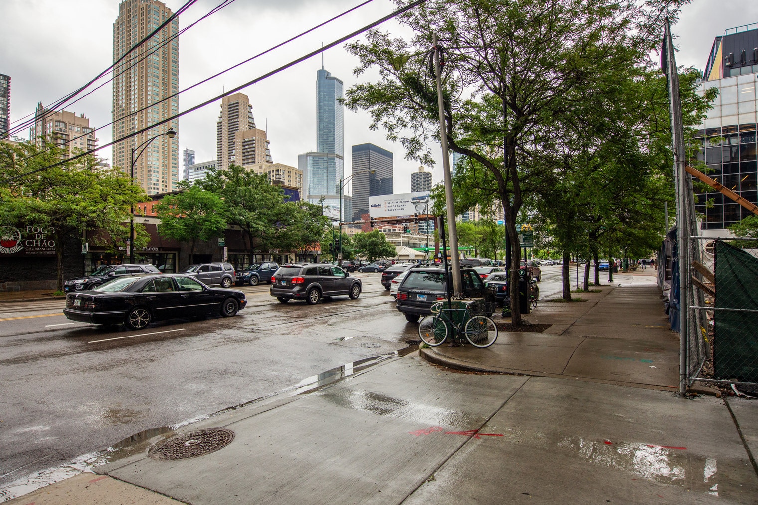 Building Photo - 676 North LaSalle Drive-GO FL3-ID440