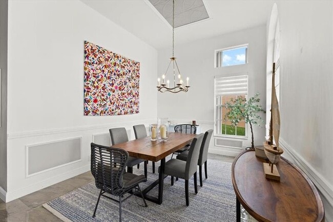 Building Photo - 10792 Queen Palm Ct