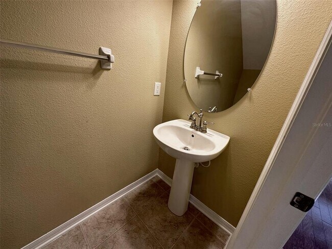 Building Photo - 11801 Castine St