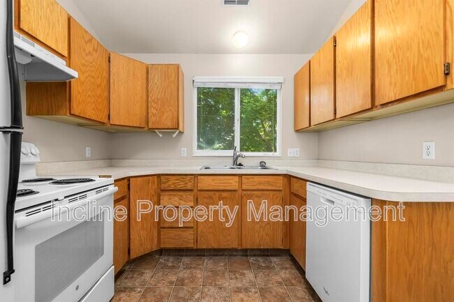 Building Photo - 756 N 1060 W
