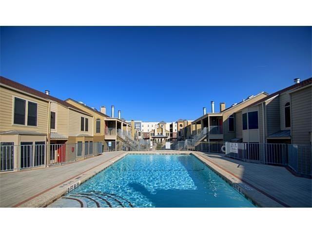 Building Photo - 2529 Rio Grande St