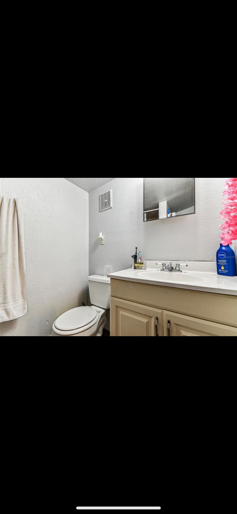 Building Photo - 1414 17th St W