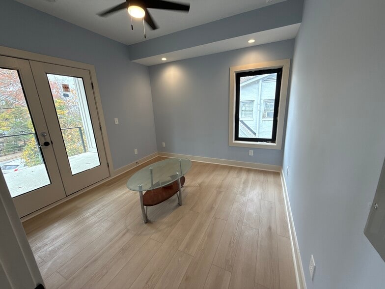 Building Photo - 1073 Hemphill Ave NW