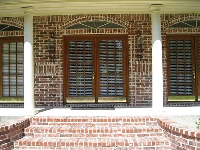 Building Photo - 1802 Juniper Ln