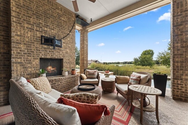 Building Photo - 4530 Miraval Loop