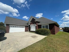Building Photo - 2105 Harborview Dr
