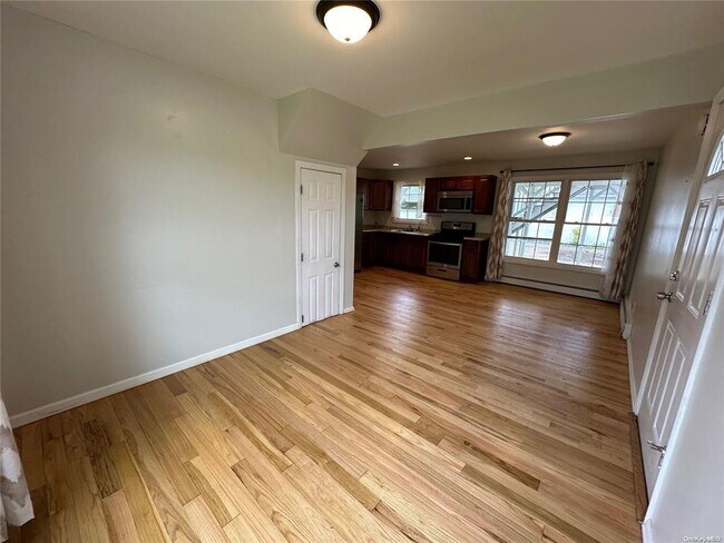 Building Photo - 98 Cortelyou St