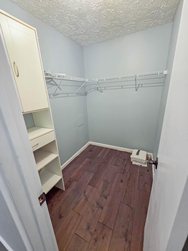 Building Photo - 5121 Beaugregory Ct
