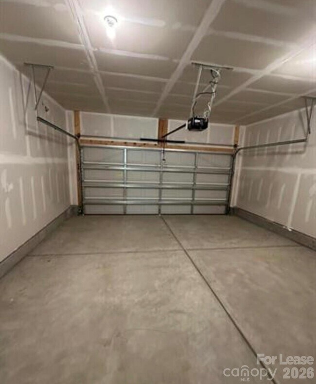 Building Photo - 148 Briana Marie Way