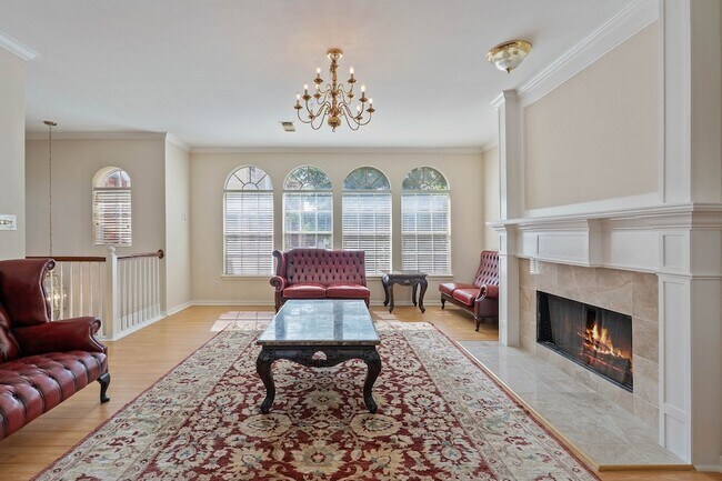 Building Photo - 1315 Anita St