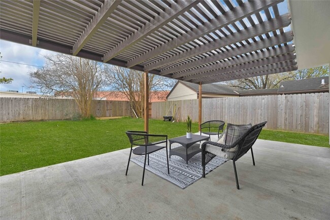 Building Photo - 2726 Stetson Ln