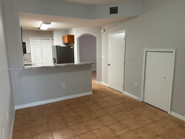 Building Photo - 654 SW 106th Ave