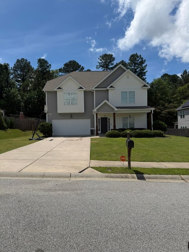 Building Photo - Welcome to your new home!
