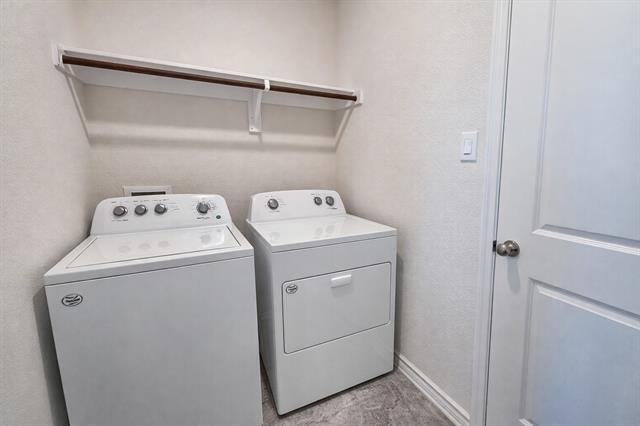 Building Photo - 4019 Cribbing Trl