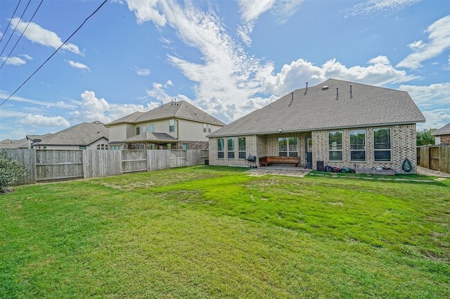 Building Photo - 9507 Carson Ln