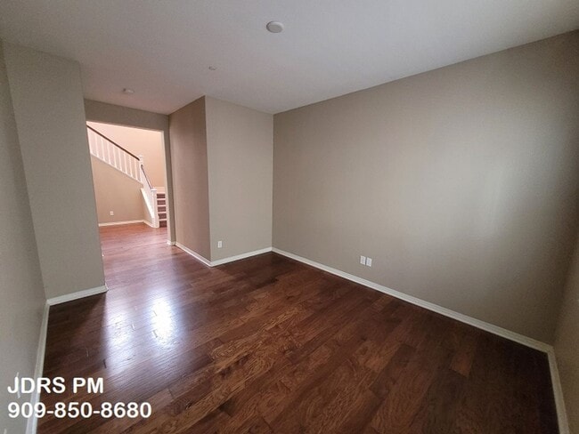 Building Photo - Chino 4 Bedroom Home