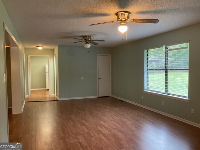 Building Photo - 76 Jacqueline Dr