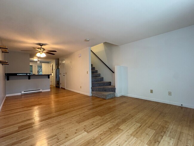 Building Photo - 35a Chilmark St