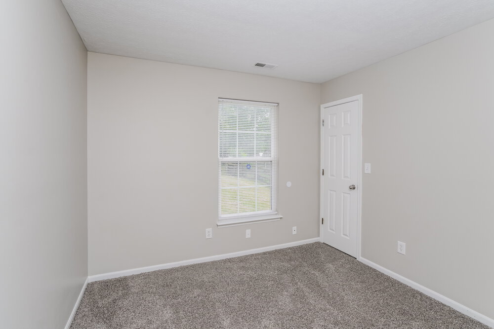 Building Photo - 4613 Lunenburg Dr