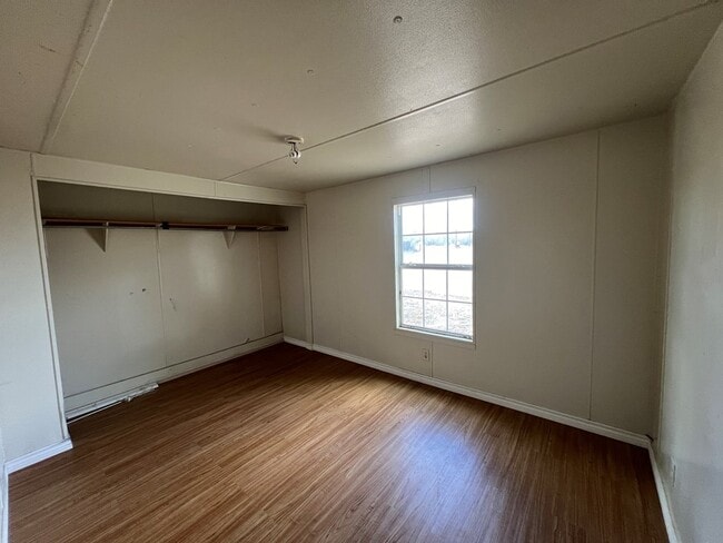 Building Photo - 1407 N 8th St