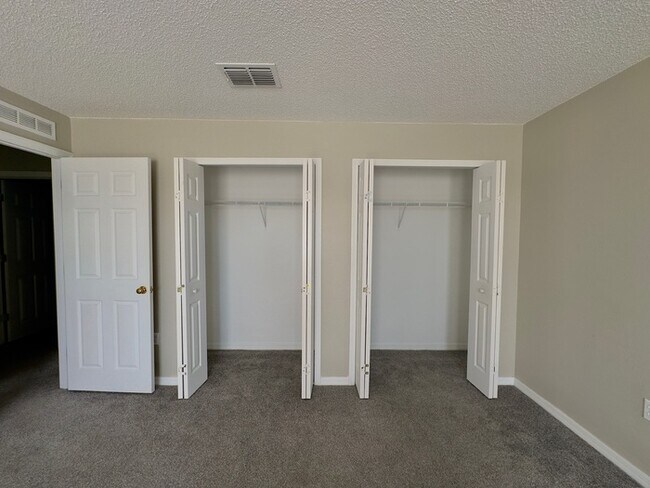 Building Photo - Two-Story Corner Lot!