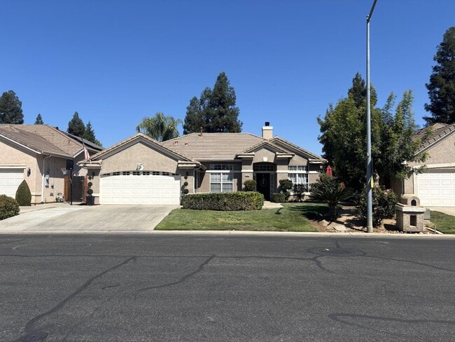 Primary Photo - 4606 W Kristi Dr