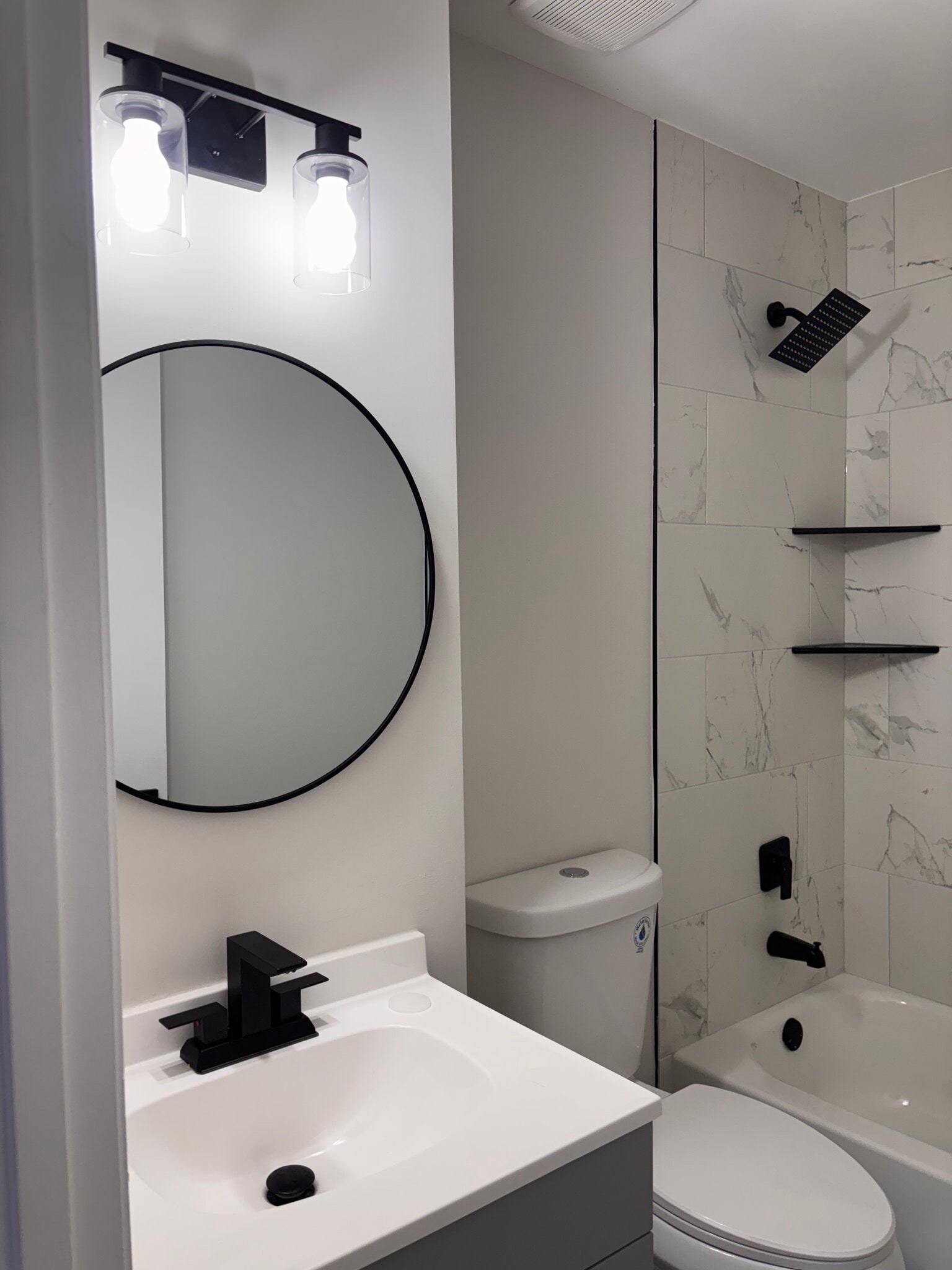 Building Photo - 1772 Judy Way