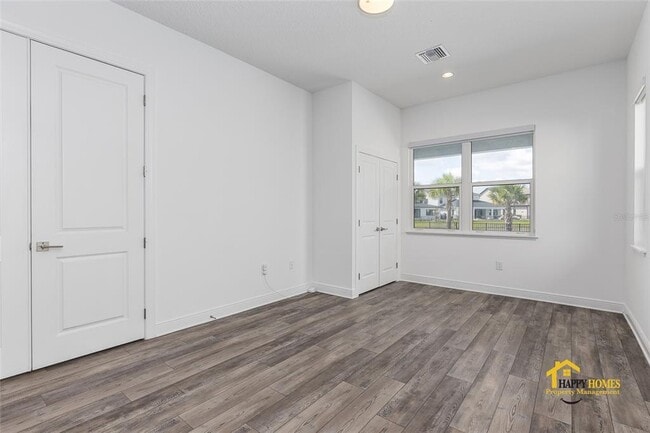 Building Photo - 9226 Santorini Dr