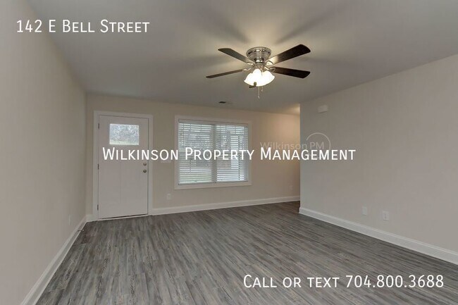 Building Photo - 142 E Bell St