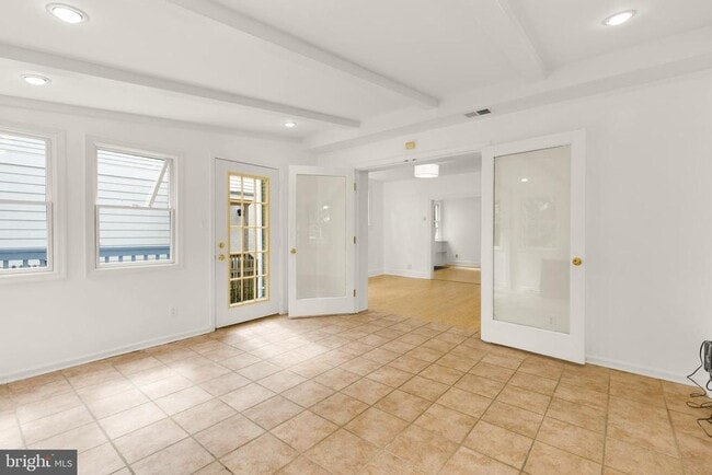 Building Photo - 3717 Legation St NW