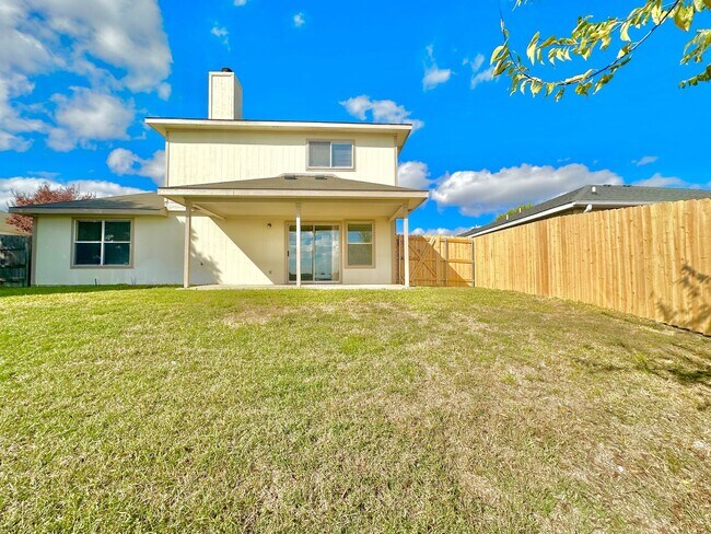 Building Photo - NEW IN MANAGEMENT - AVAILABLE NOW!