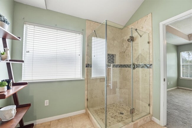 Building Photo - 2413 Piney Woods Dr