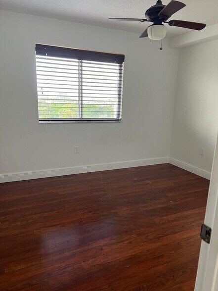 Building Photo - 816 NW 11th St