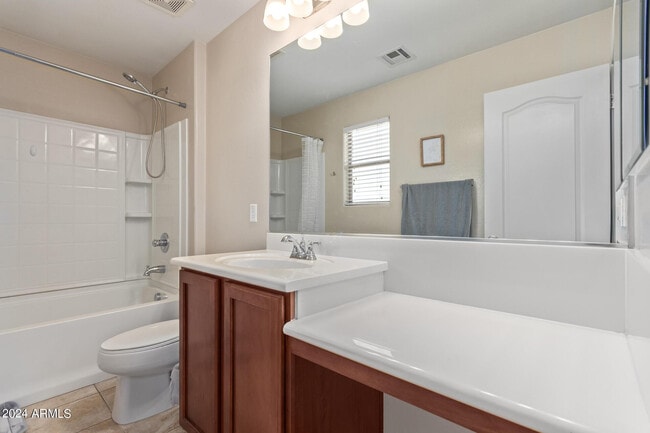 Building Photo - 4937 N 108th Ave