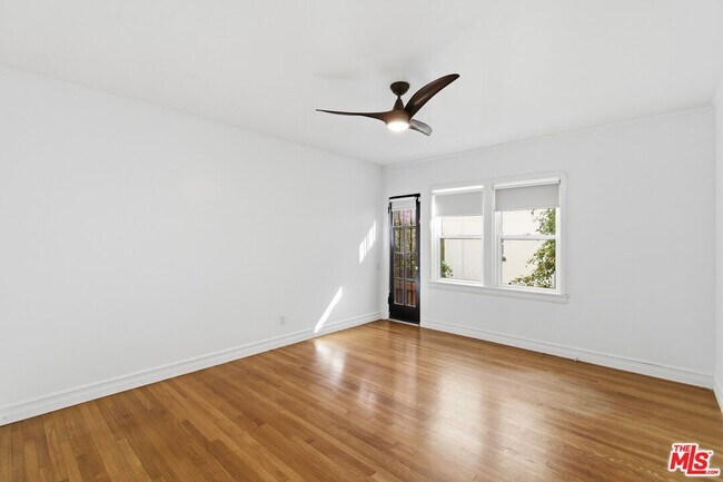 Building Photo - 1307 S Longwood Ave