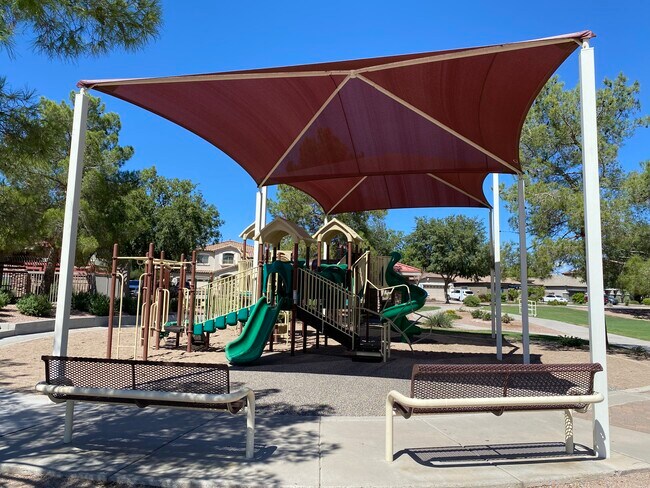 Building Photo - 18686 E Mockingbird Dr