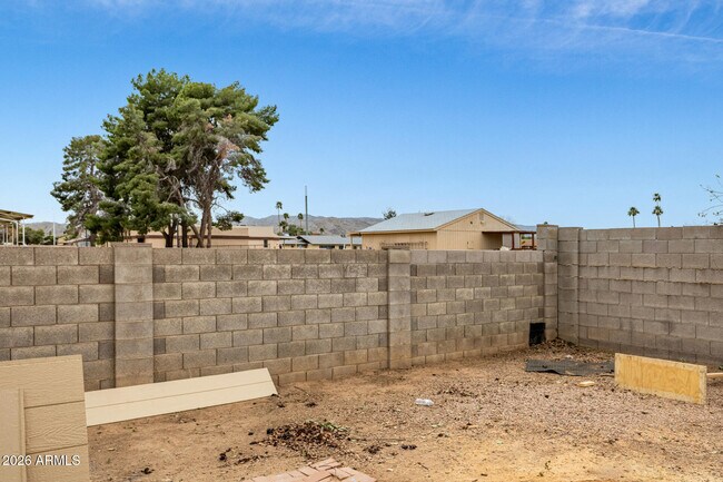 Building Photo - 4439 E Hidalgo Ave