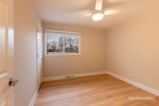 Building Photo - 24331 Davids Ct