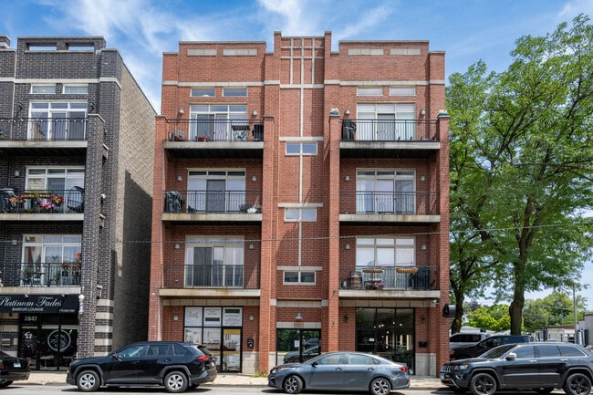 Building Photo - 2841 N Pulaski Rd