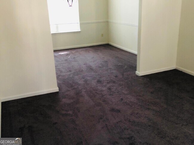 Building Photo - 6135 Crooked Creek Dr.